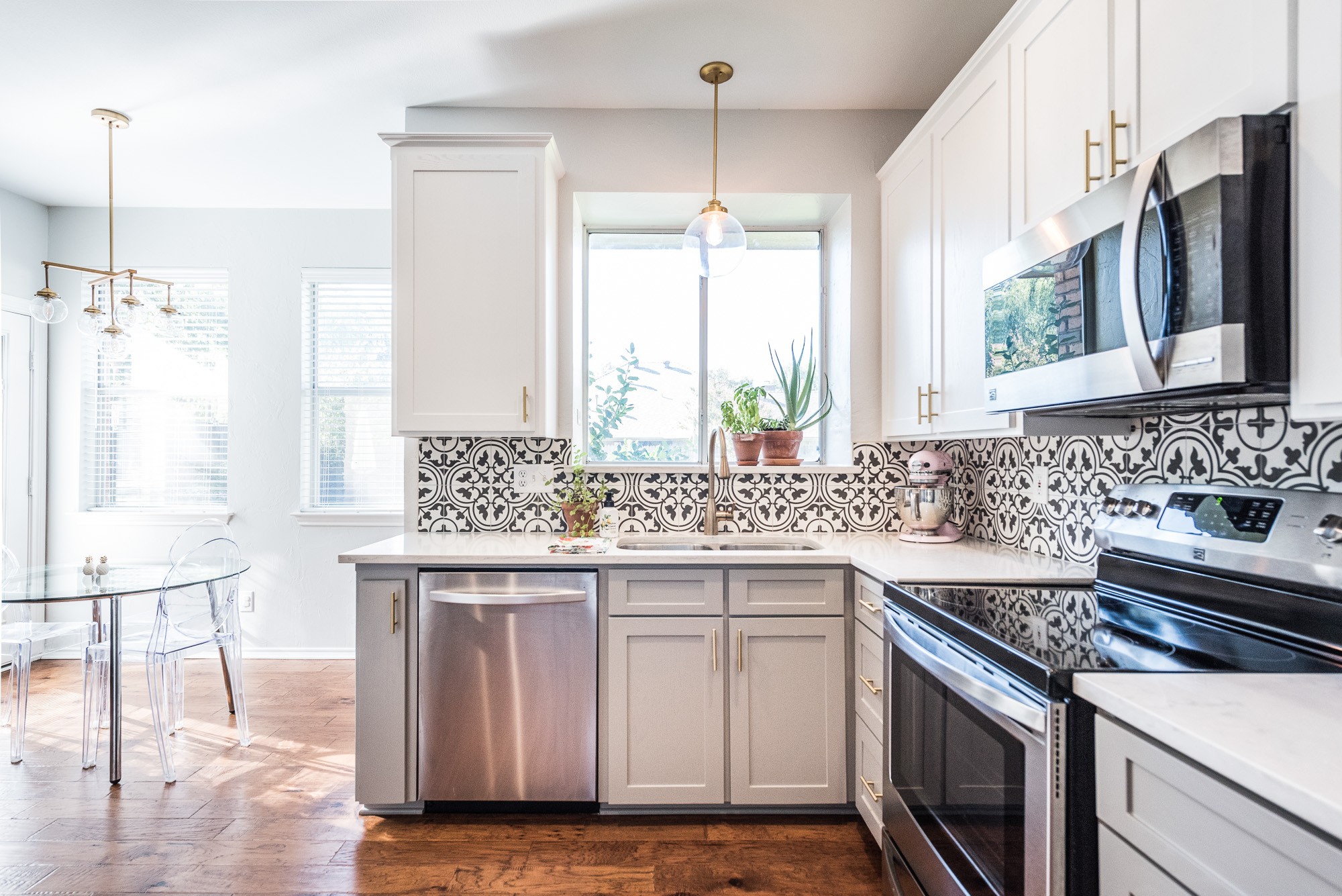 Denton Texas, Denton contractor, Denton renovation, Denton remodeler, kitchen remodel, kitchen renovation, kitchen before and after, can lighting, LED lighting, hardwood floors, quartz counters, white counters, white kitchen, custom cabinets, shaker cabinets, gold hardware