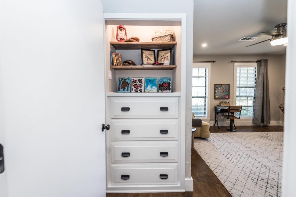 Denton Texas, Denton contractor, Denton renovation, Denton remodeler, can lighting, LED lighting, hardwood floors, farmhouse bedroom, farmhouse guest room, modern farmhouse, farmhouse design, farmhouse décor, kids room, industrial shelves, open shelving, teepee, daybed, built-in dresser, vintage desk